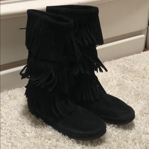Black Minnetonka Fringe Boots